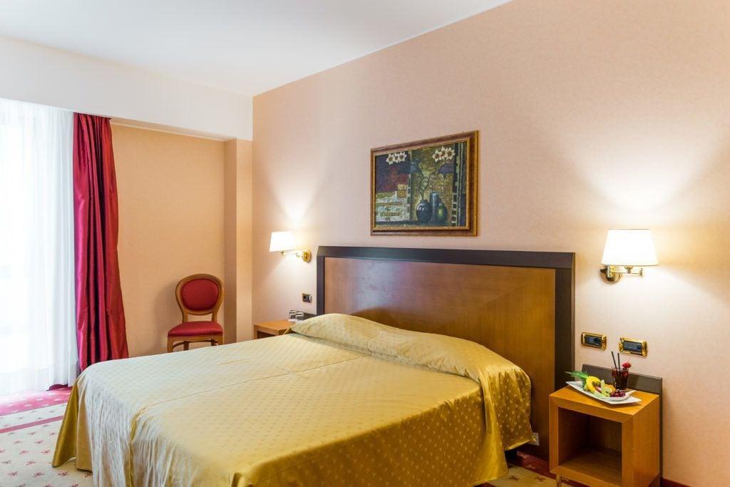 אלברובלו Grand Hotel La Chiusa Di Chietri מראה חיצוני תמונה