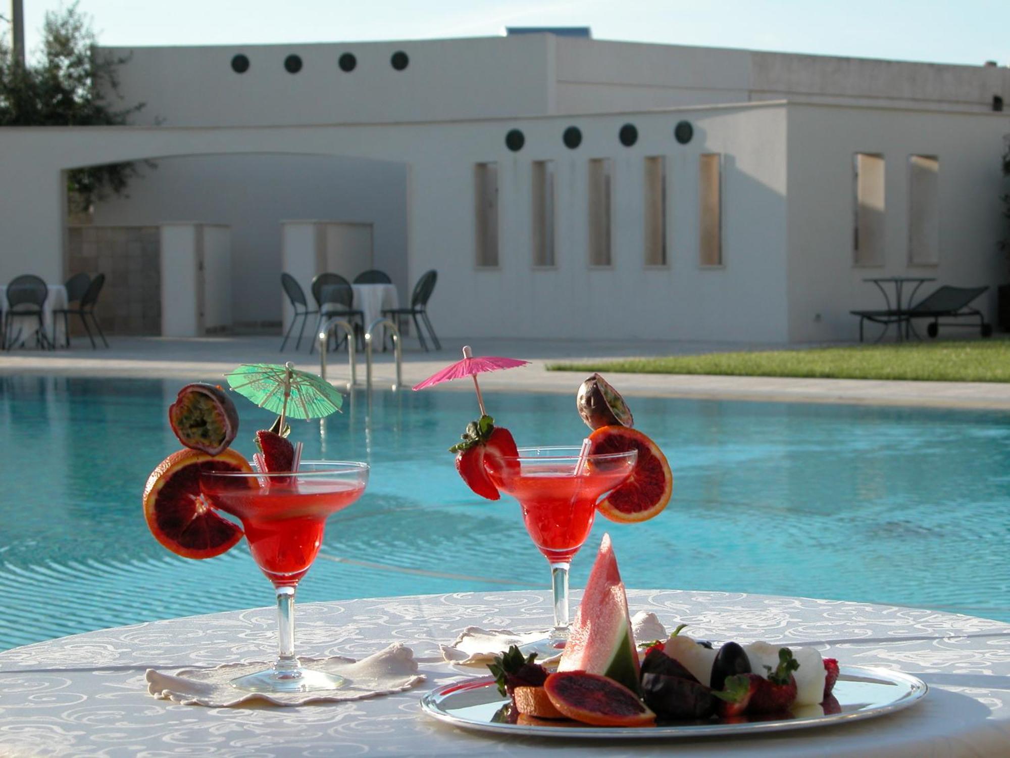 אלברובלו Grand Hotel La Chiusa Di Chietri מראה חיצוני תמונה