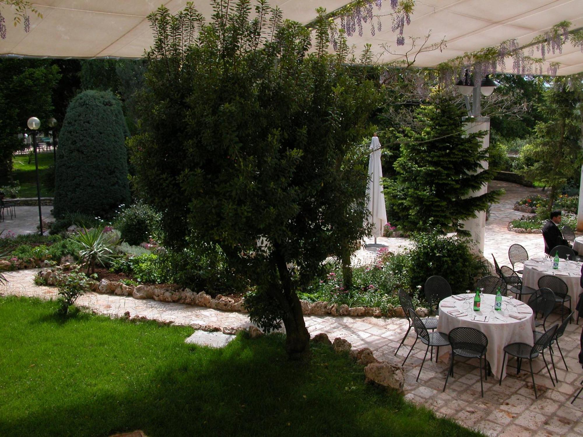 אלברובלו Grand Hotel La Chiusa Di Chietri מראה חיצוני תמונה