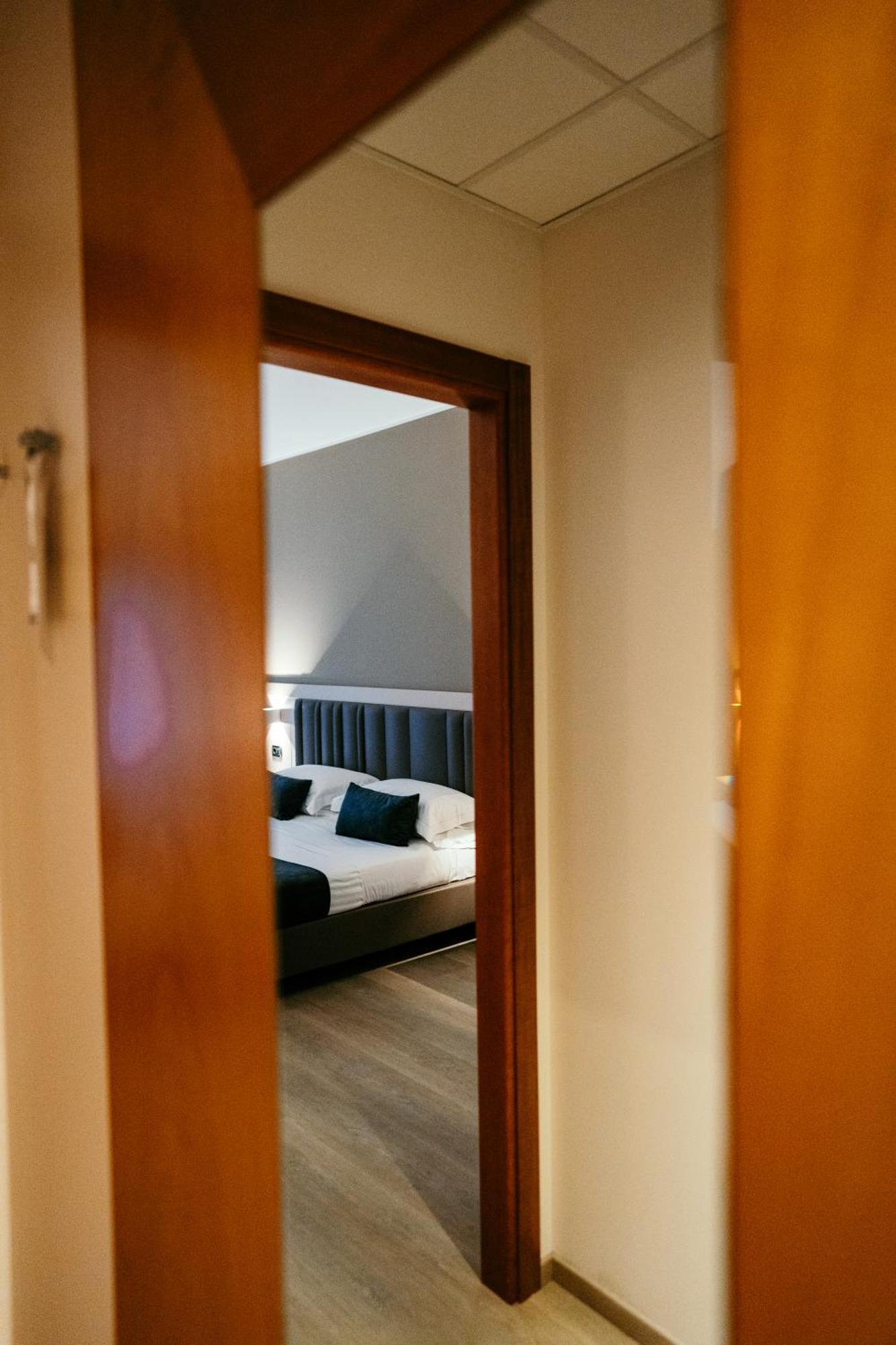אלברובלו Grand Hotel La Chiusa Di Chietri מראה חיצוני תמונה