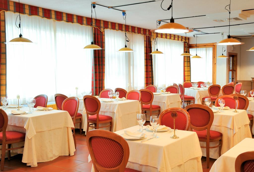 אלברובלו Grand Hotel La Chiusa Di Chietri מראה חיצוני תמונה